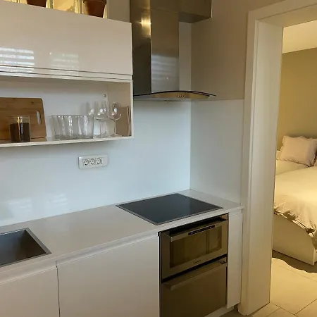 Marlon And Mia - 2 Min Walk To Center Apartment